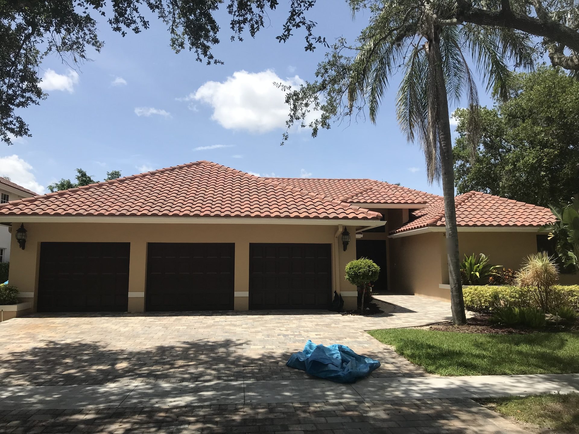 The same Delray Beach, FL tile roof after soft washing