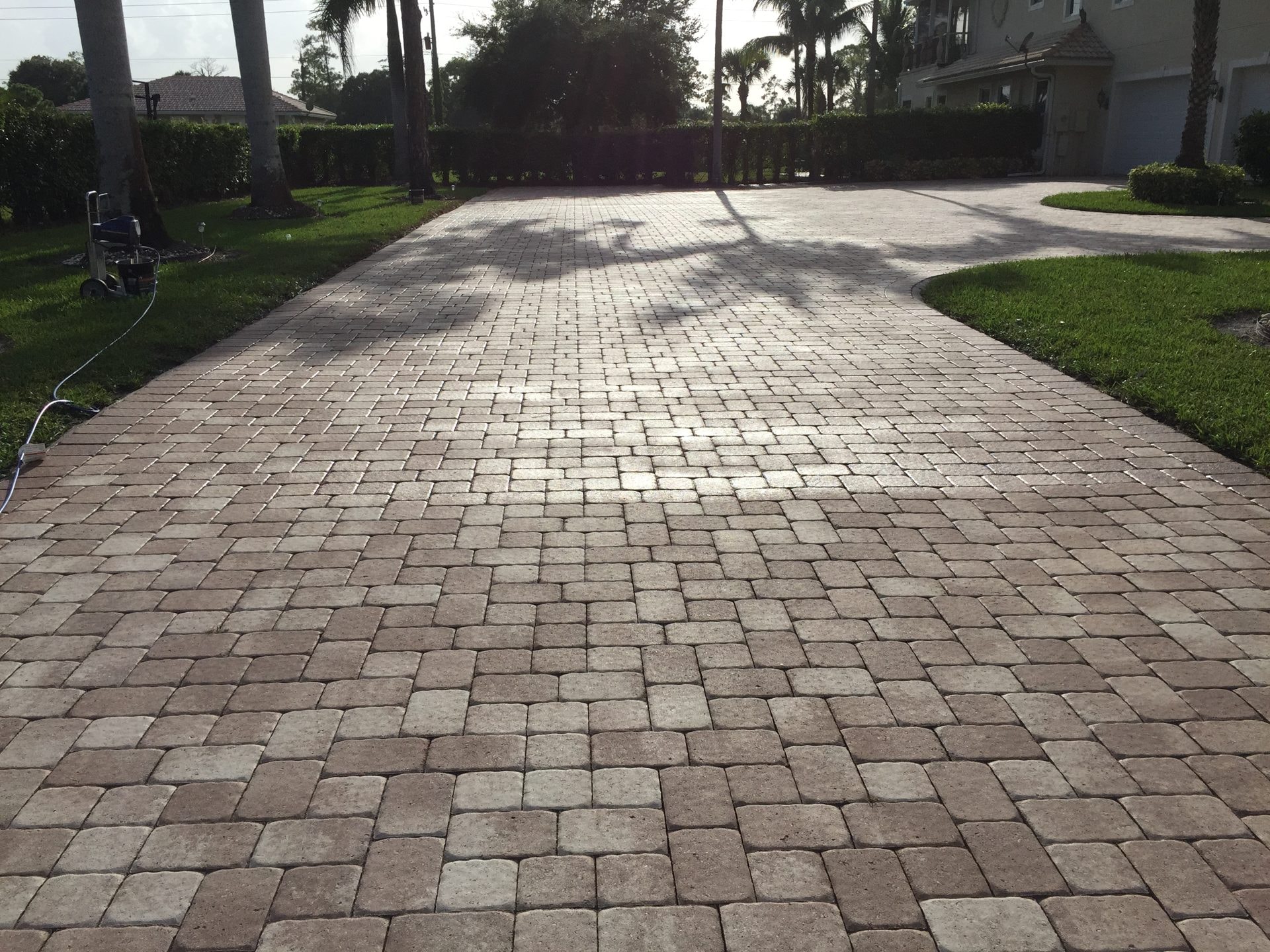 Paver driveway cleaning and sealing in Wellington, FL