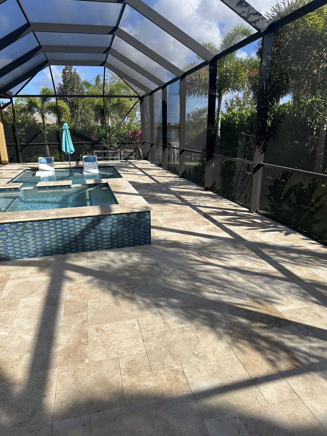 Pool deck and screen enclosure cleaning in Wellington, FL