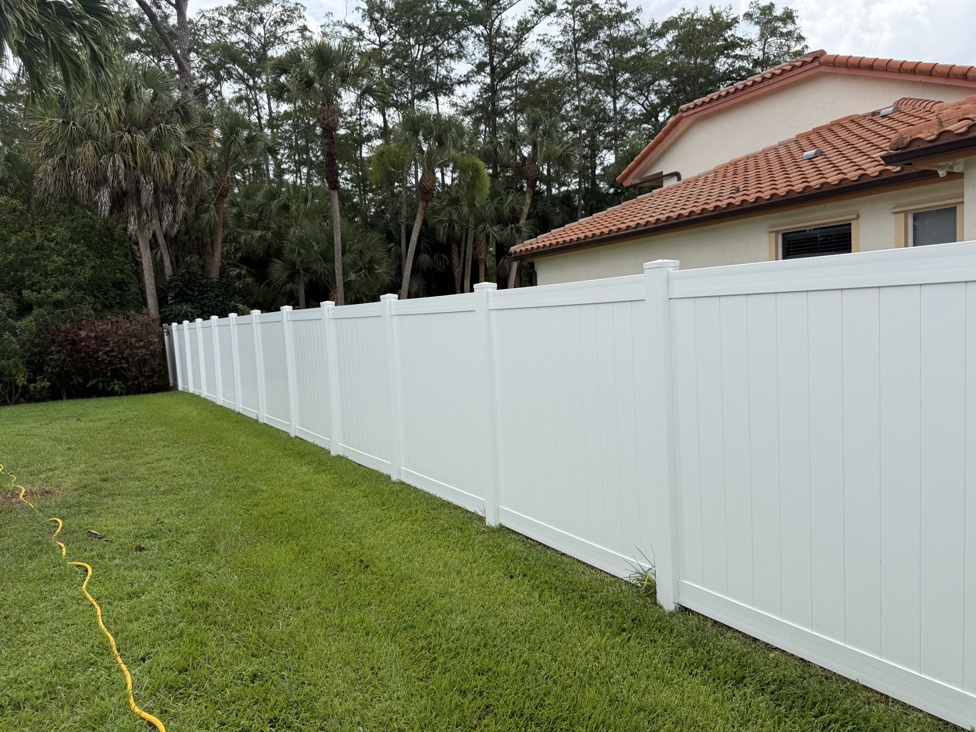 Vinyl fence cleaning, Wellington, FL